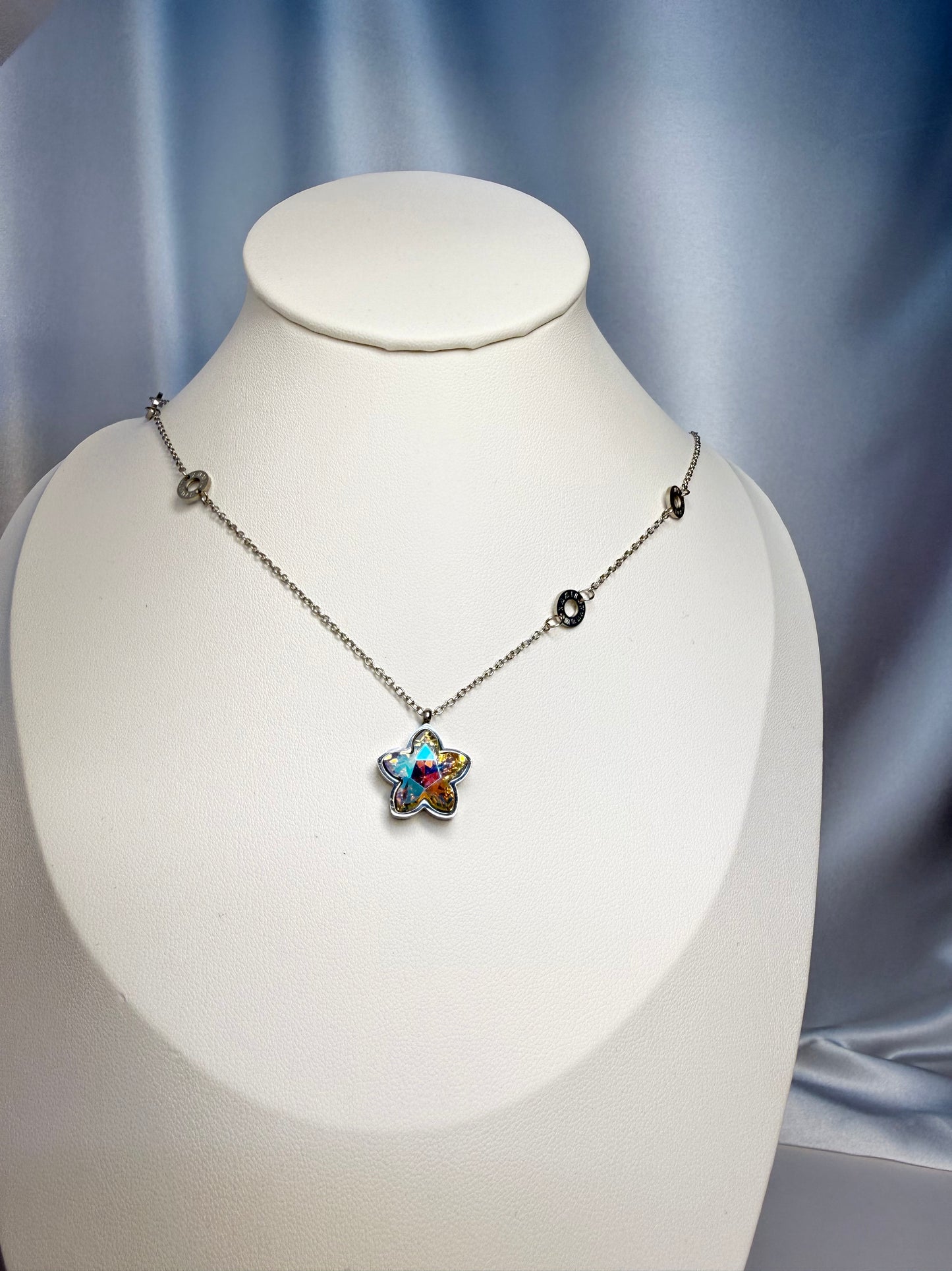 Luminous Star Necklace