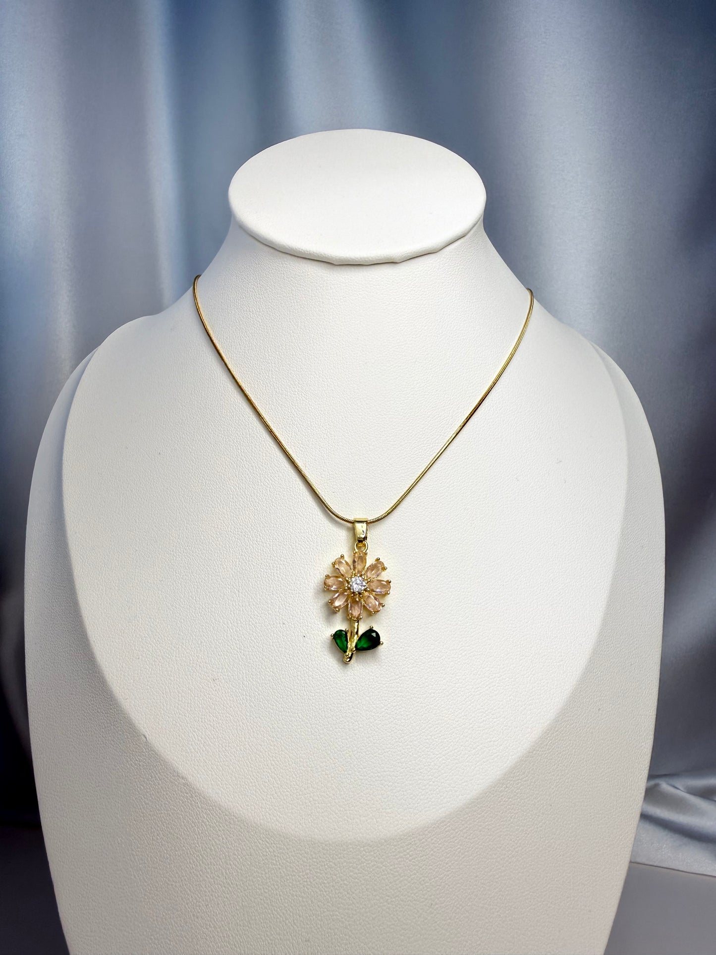 Radiant Flower Necklace