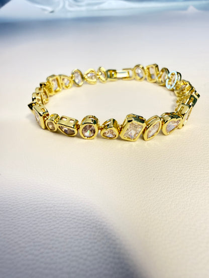 Royal Shapes Gold Bracelet