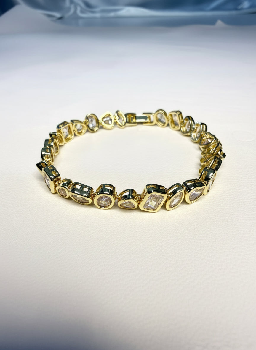 Royal Shapes Gold Bracelet