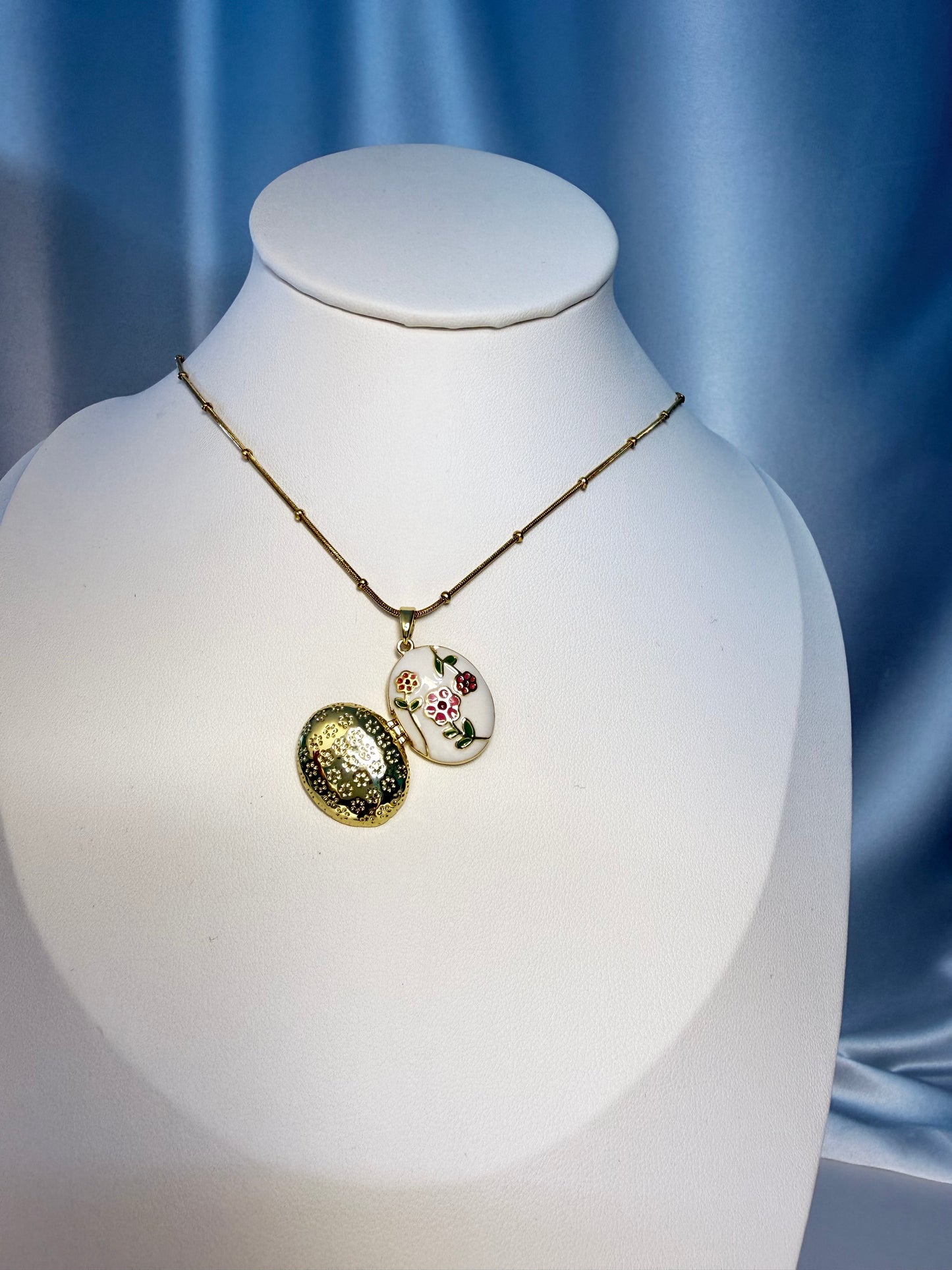 Serene Butterfly Necklace