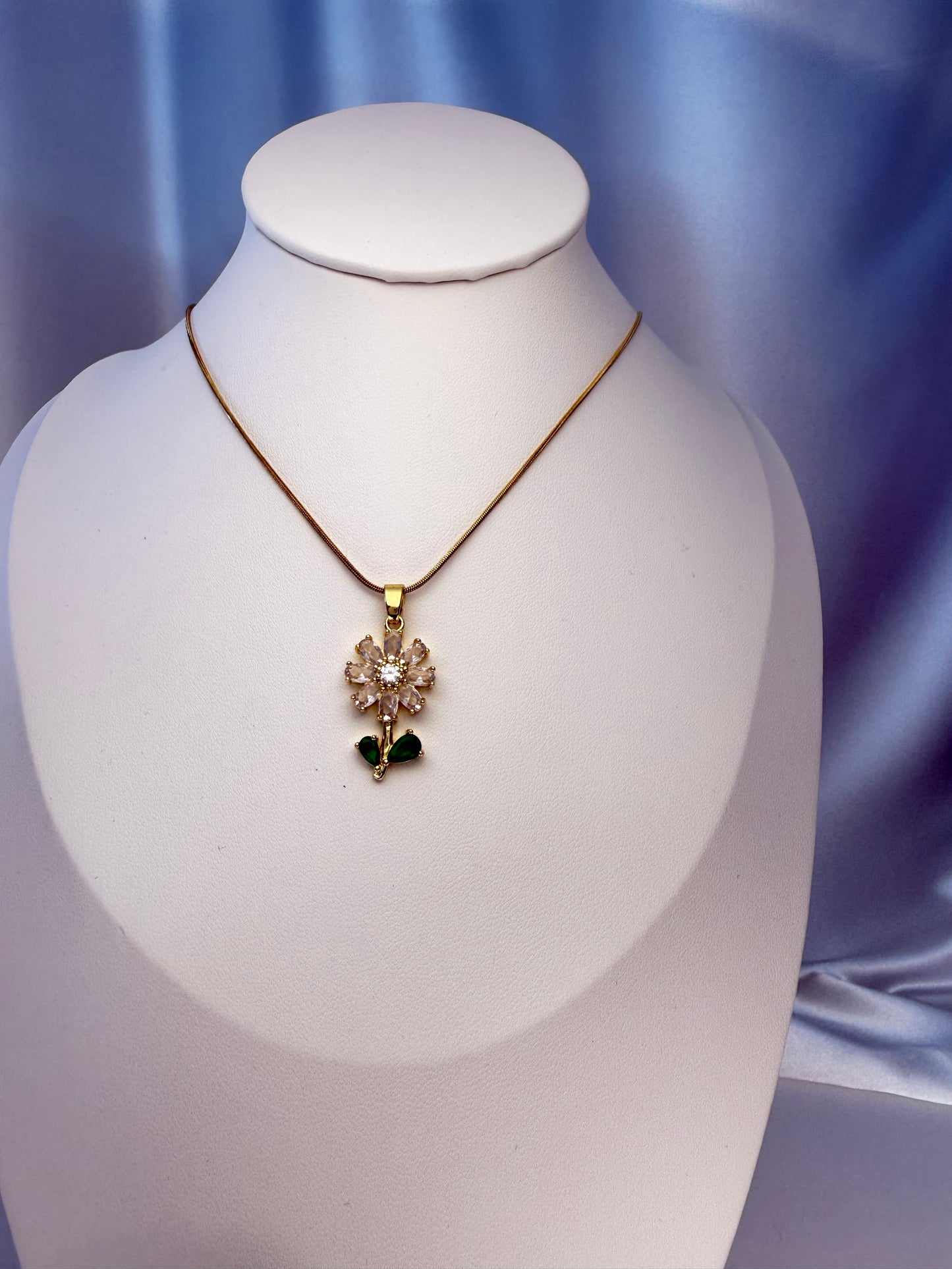 Radiant Flower Necklace