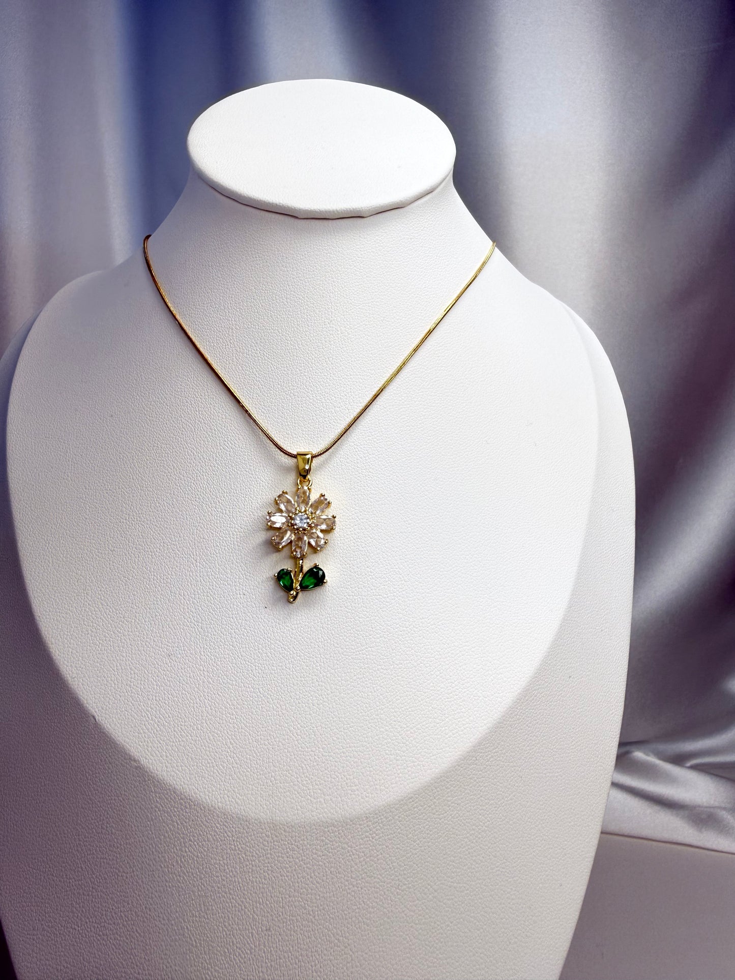 Radiant Flower Necklace