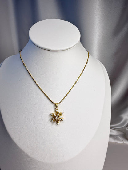 Winter Glow Necklace