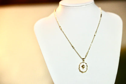 Stella Necklace