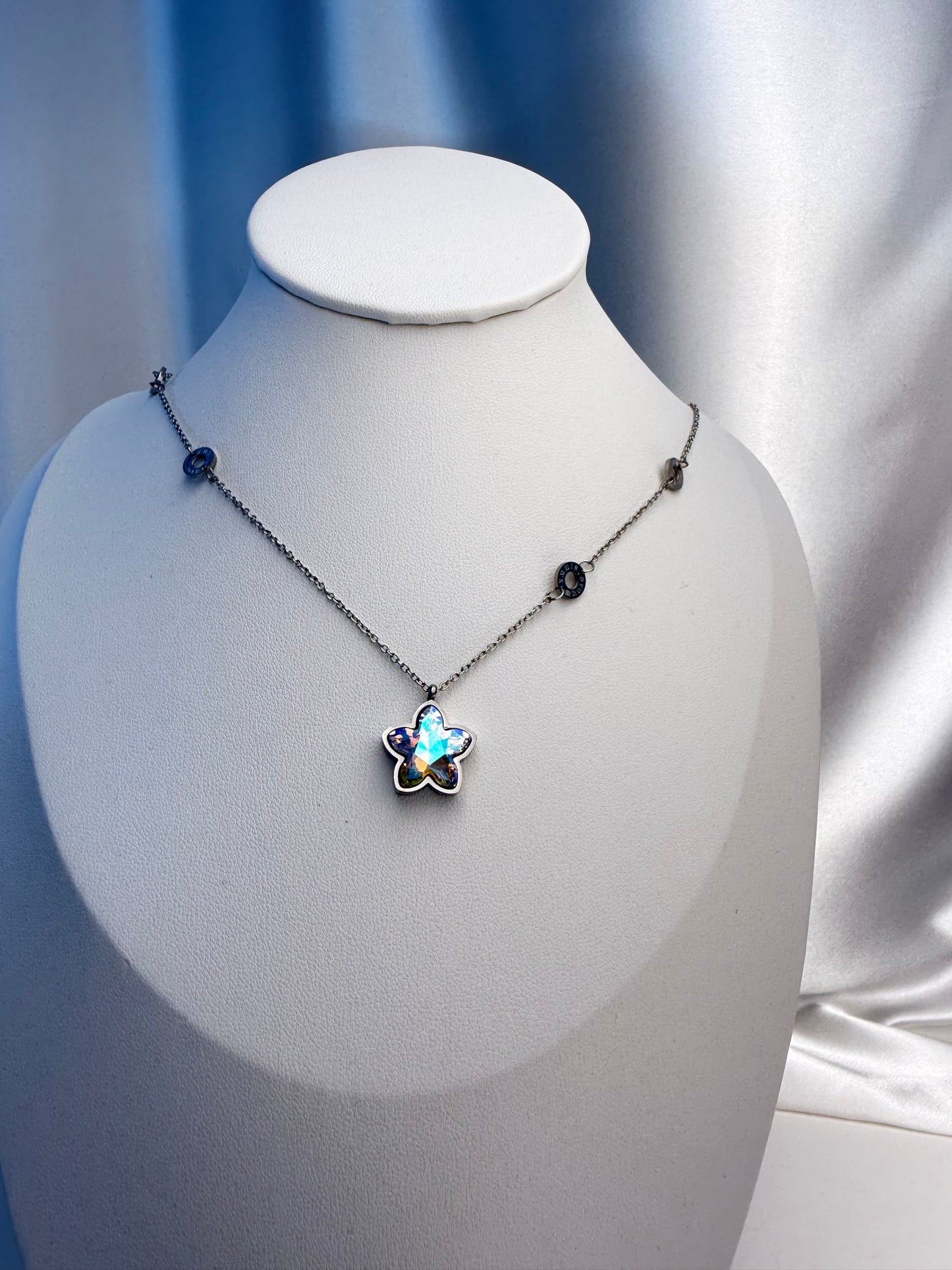 Luminous Star Necklace
