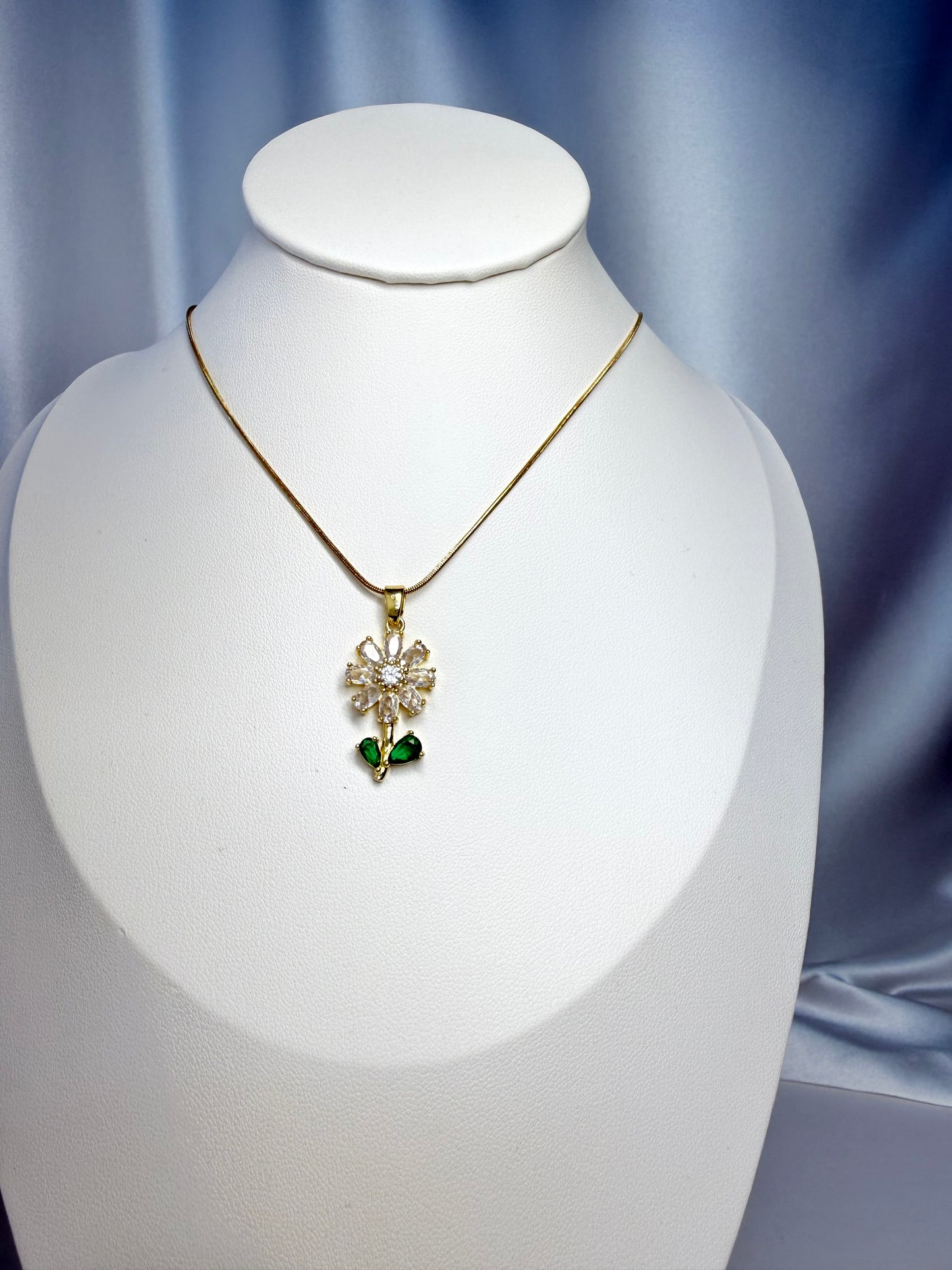 Radiant Flower Necklace