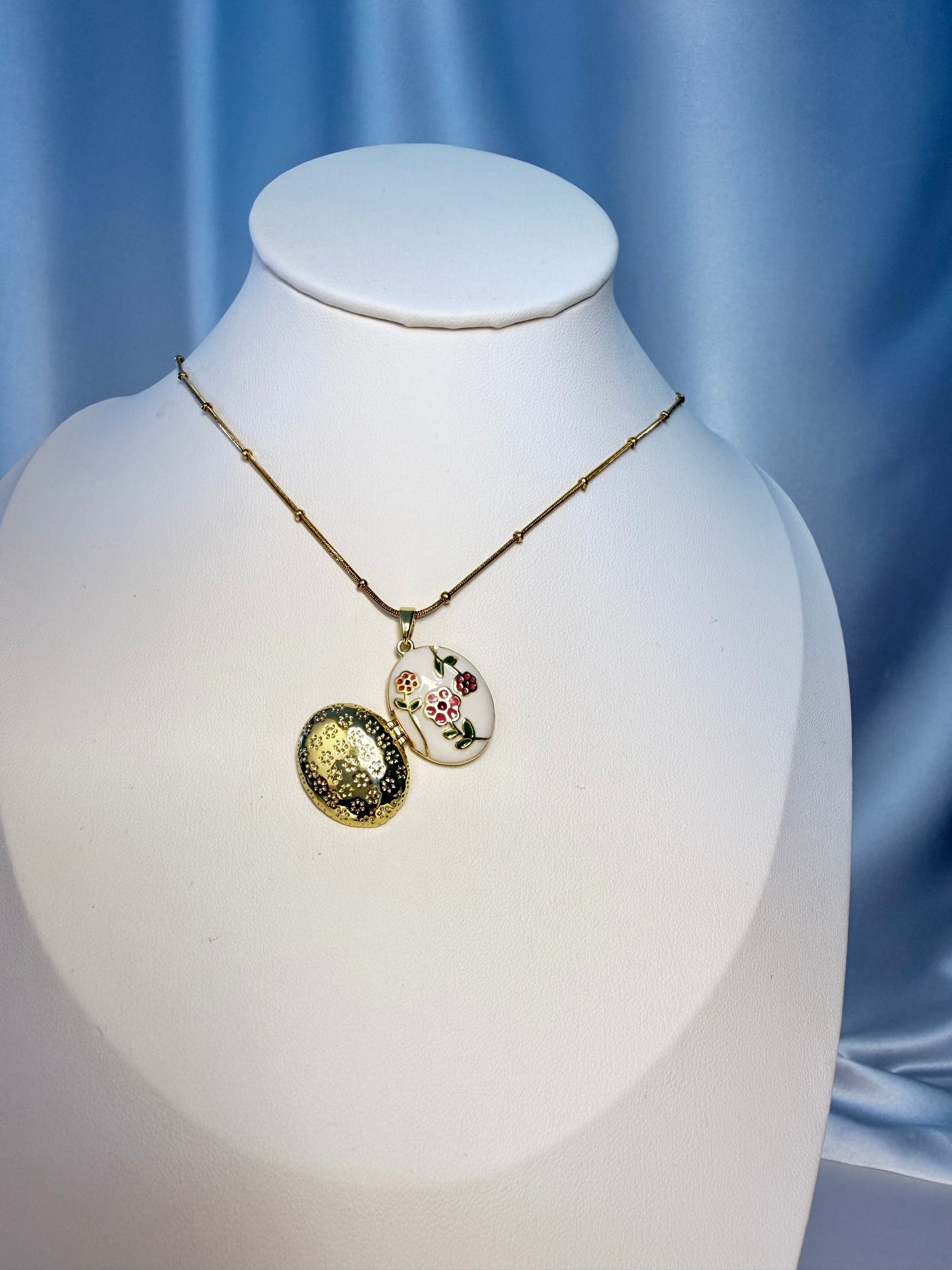 Serene Butterfly Necklace