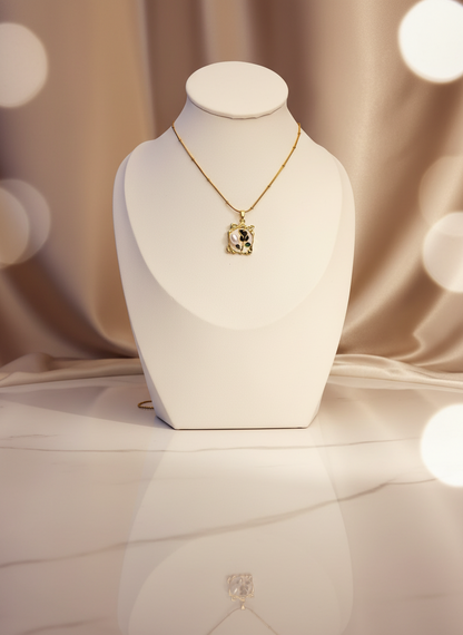 Noir Elegance Necklace