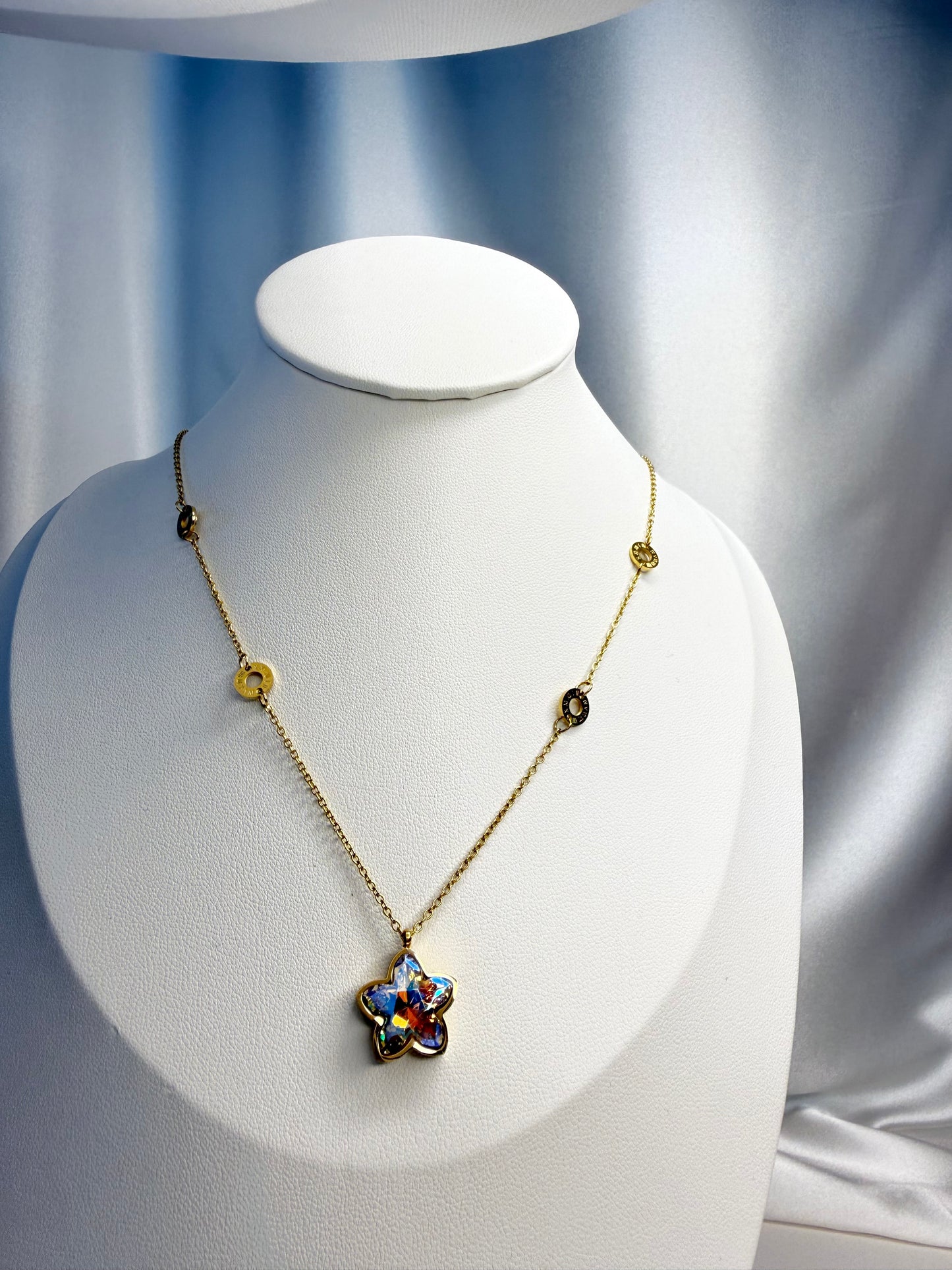 Luminous Star Necklace