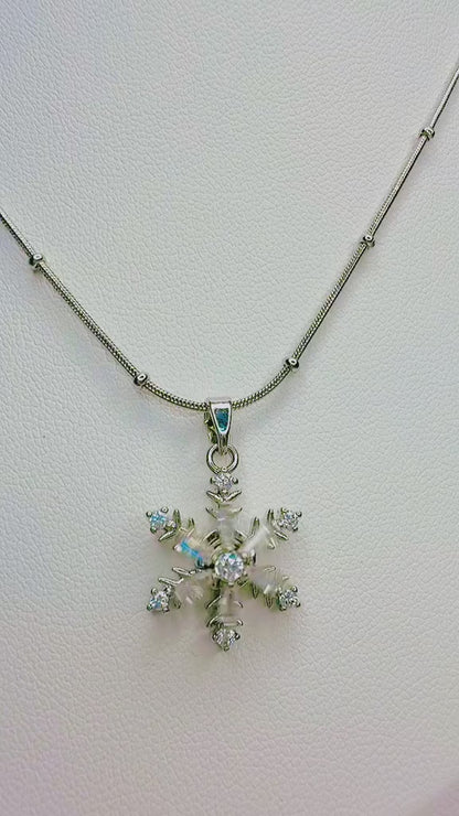 ندفة الثلج المرصّعة